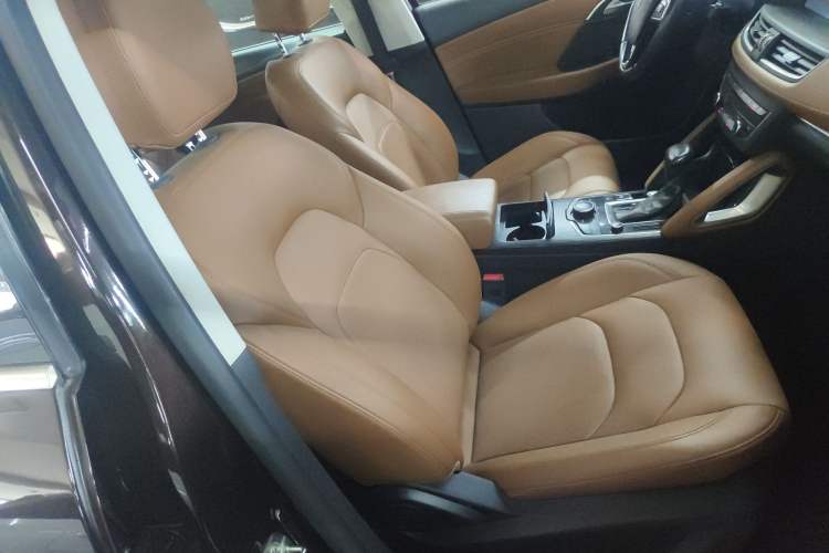 Used BORGWARD BX7 2018 28T 2WD Premium 5-seater National V Right Front Seat
