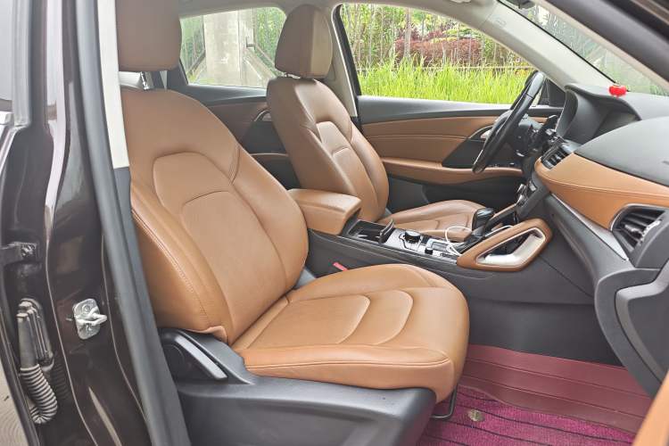 Used BORGWARD BX7 2018 28T 2WD Premium 5-seater National V Right Front Seat