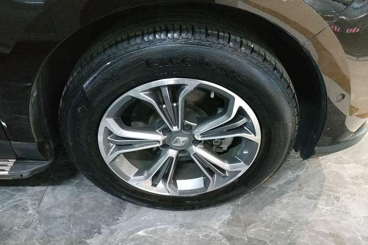 Used BORGWARD BX7 2018 28T 2WD Premium 5-seater National V Right Front Wheel Hub