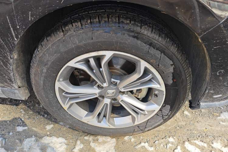 Used BORGWARD BX7 2018 28T 2WD Premium 5-seater National V Right Front Wheel Hub