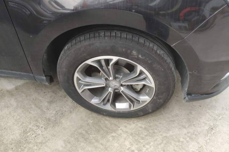 Used BORGWARD BX7 2018 28T Front-Wheel Drive Quality Enjoyment Version 5 Seats China VI Emission Standard Right Front Wheel Hub