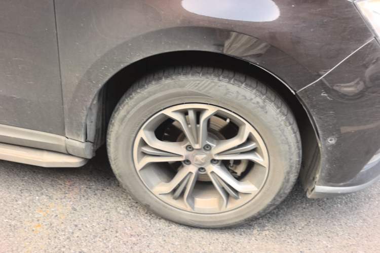 Used BORGWARD BX7 2018 28T 2WD Premium 5-seater National V Right Front Wheel Hub