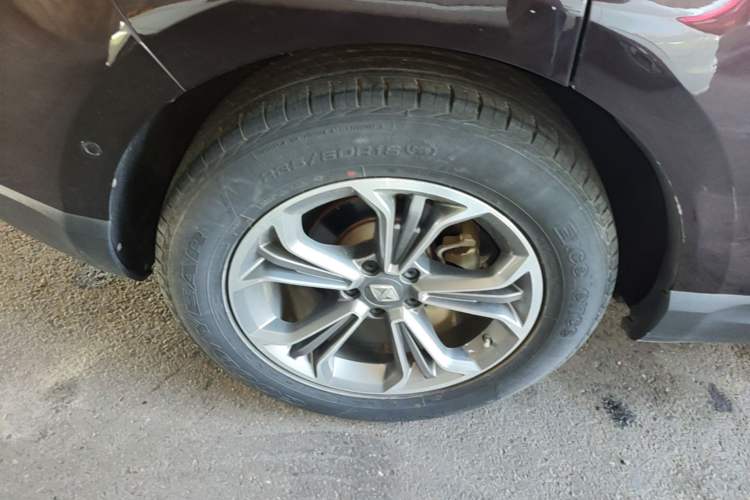 Used BORGWARD BX7 2018 28T Two-Wheel Drive Luxury Version 5 Seats China VI Emission Standard Right Rear Wheel Hub