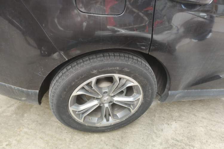 Used BORGWARD BX7 2018 28T Front-Wheel Drive Quality Enjoyment Version 5 Seats China VI Emission Standard Right Rear Wheel Hub