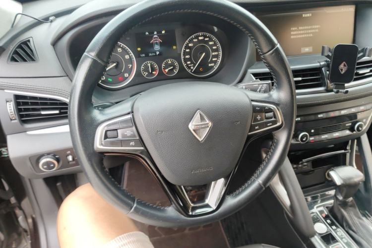 Used BORGWARD BX7 2018 28T 2WD Comfort Version 7 Seats Steering Wheel