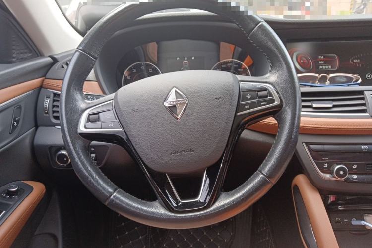 Used BORGWARD BX7 2018 28T 2WD Comfort Version 5 Seats China V Emission Standard Steering Wheel