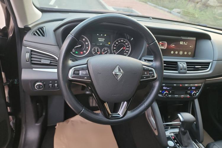 Used BORGWARD BX7 2018 28T Front-Wheel Drive Quality Enjoyment Version 5 Seats China VI Emission Standard Steering Wheel
