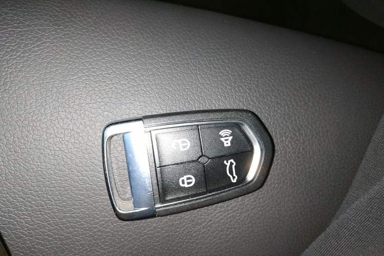 Used BORGWARD BX7 2018 28T 2WD Premium 5-seater National V Vehicle Key
