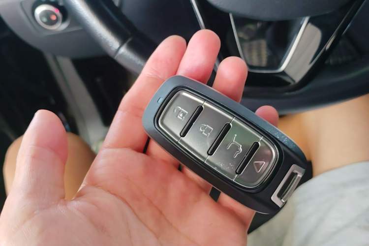 Used BORGWARD BX7 2018 28T Front-Wheel Drive Quality Enjoyment Version 5 Seats China VI Emission Standard Vehicle Key