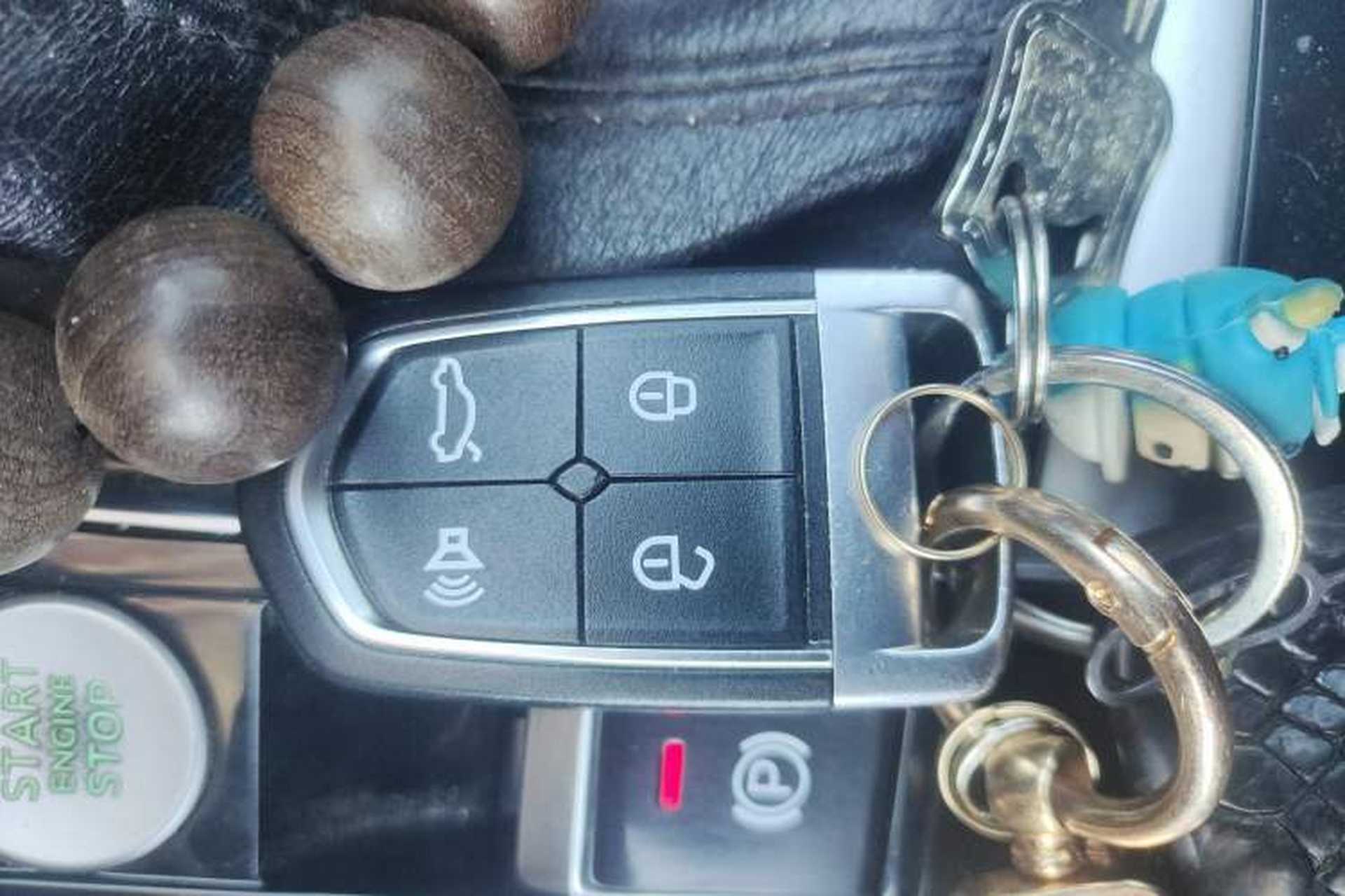 Used BORGWARD BX7 2018 28T 2WD Comfort Version 5 Seats China V Emission Standard Vehicle Key