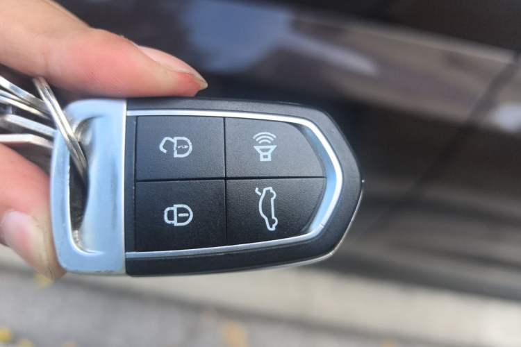 Used BORGWARD BX7 2018 28T 2WD Premium 5-seater National V Vehicle Key