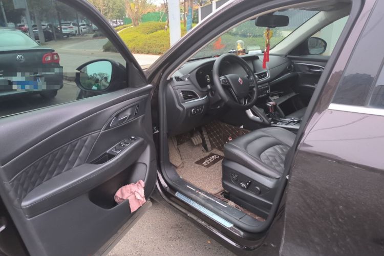 Used BORGWARD BX7 2018 28T Two-Wheel Drive Luxury Version 5 Seats China VI Emission Standard Driver Seat