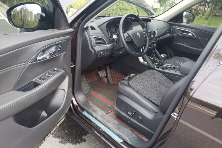 Used BORGWARD BX7 2018 28T Front-Wheel Drive Quality Enjoyment Version 5 Seats China VI Emission Standard Driver Seat