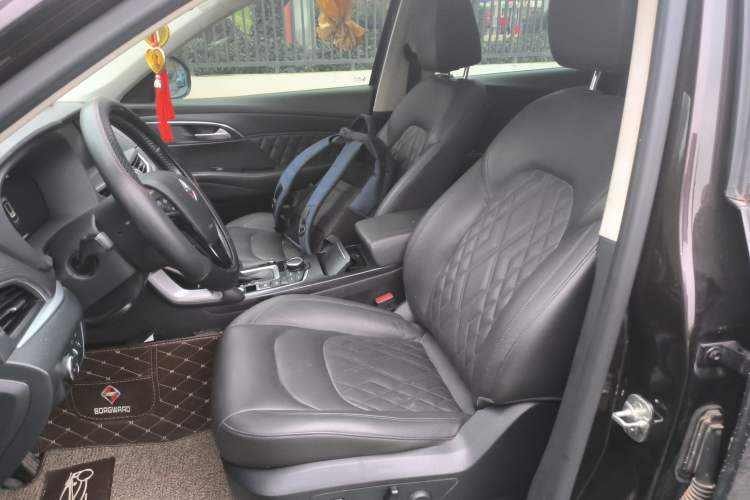 Used BORGWARD BX7 2018 28T Two-Wheel Drive Luxury Version 5 Seats China VI Emission Standard Left Front Seat