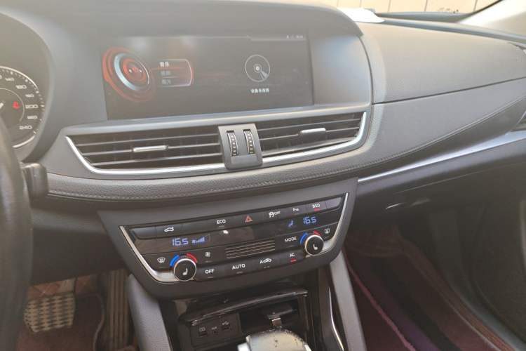 Used BORGWARD BX7 2018 28T Front-Wheel Drive Quality Enjoyment Version 5 Seats China VI Emission Standard Audio And AC Panel