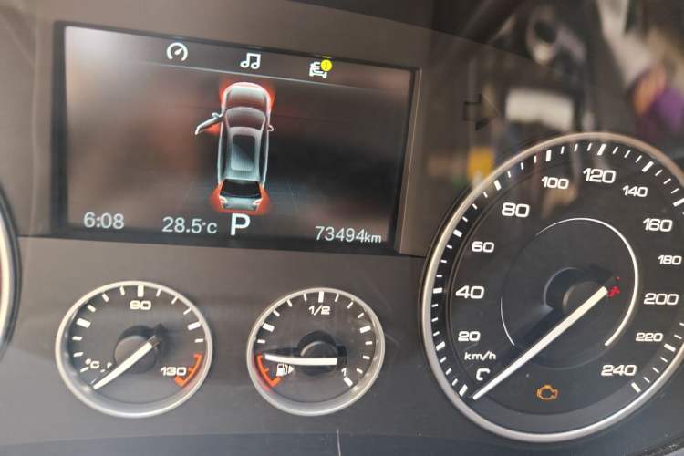 Used BORGWARD BX7 2018 28T Front-Wheel Drive Quality Enjoyment Version 5 Seats China VI Emission Standard Odometer Close Up