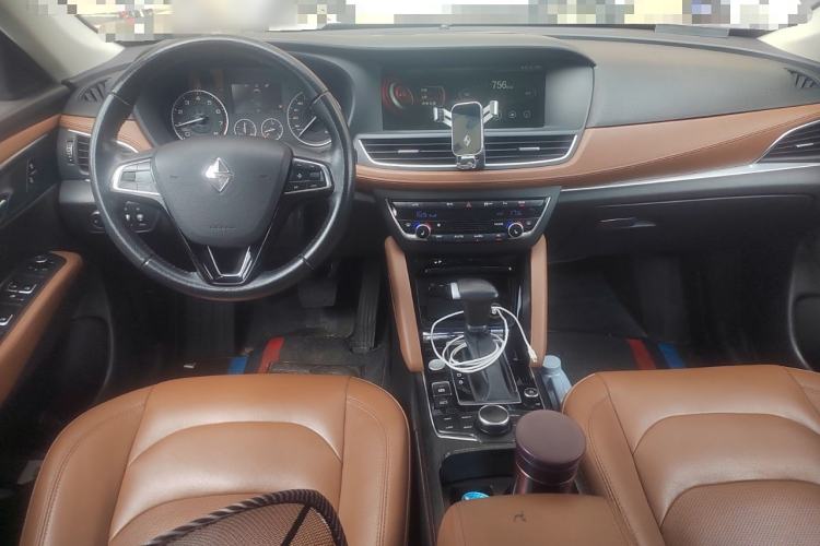 Used BORGWARD BX7 2018 28T Front-Wheel Drive Quality Enjoyment Version 5 Seats China VI Emission Standard Center Console