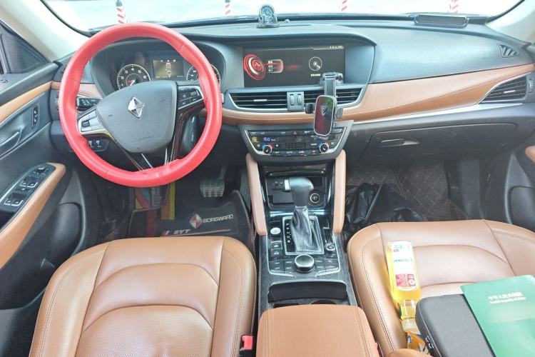 Used BORGWARD BX7 2018 28T 2WD Quality Enjoyment Version 7 Seats China V Emission Standard Center Console