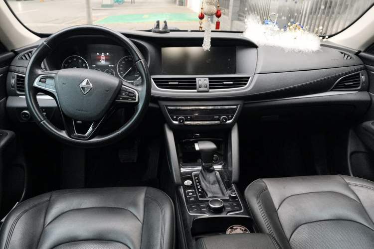 Used BORGWARD BX7 2018 28T 2WD Premium 5-seater National V Center Console