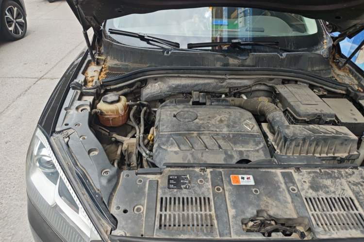 Used BORGWARD BX7 2018 28T 2WD Premium 5-seater National V Engine Bay Right