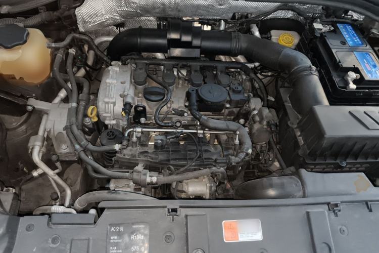 Used BORGWARD BX7 2018 28T 2WD Premium 5-seater National V Engine Bay