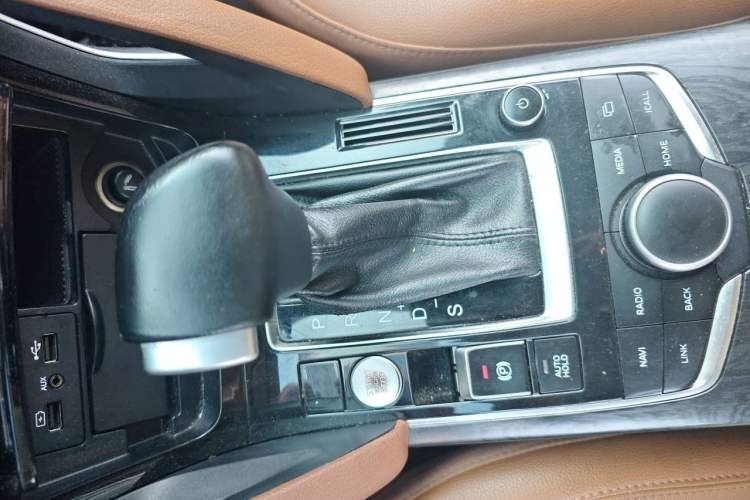 Used BORGWARD BX7 2018 28T 2WD Quality Enjoyment Version 7 Seats China V Emission Standard Gear Lever