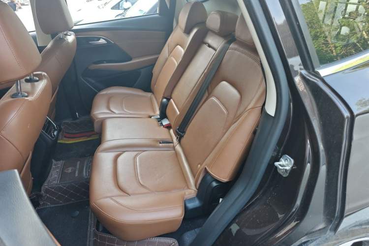 Used BORGWARD BX7 2018 28T 2WD Quality Enjoyment Version 7 Seats China V Emission Standard Left Rear Seat