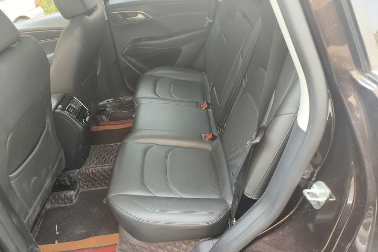 Used BORGWARD BX7 2018 28T Front-Wheel Drive Quality Enjoyment Version 5 Seats China VI Emission Standard Left Rear Seat