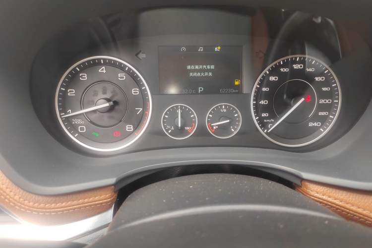 Used BORGWARD BX7 2018 28T Front-Wheel Drive Quality Enjoyment Version 5 Seats China VI Emission Standard Odometer Close Up