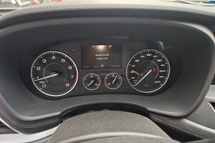 Used BORGWARD BX7 2018 28T 2WD Premium 5-seater National V Odometer Close Up
