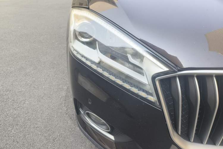 Used BORGWARD BX7 2018 28T Front-Wheel Drive Quality Enjoyment Version 5 Seats China VI Emission Standard Right Front Headlight