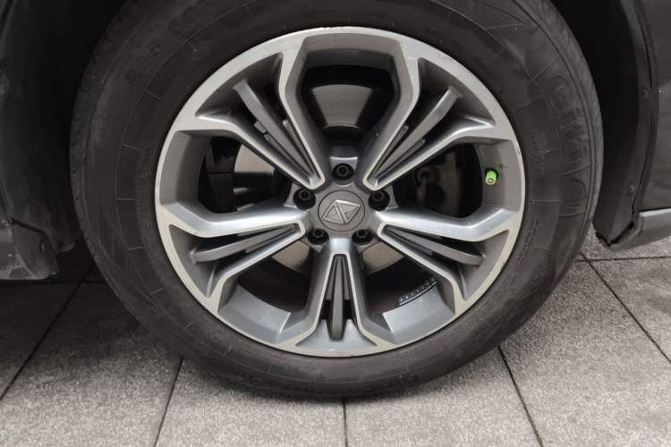 Used BORGWARD BX7 2018 28T 2WD Premium 5-seater National V Right Front Wheel Hub