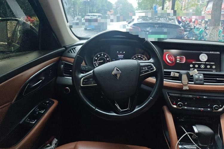 Used BORGWARD BX7 2018 28T Front-Wheel Drive Quality Enjoyment Version 5 Seats China VI Emission Standard Steering Wheel