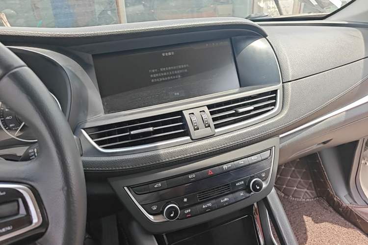 Used BORGWARD BX7 2018 28T 2WD Premium 5-seater National V Audio And AC Panel