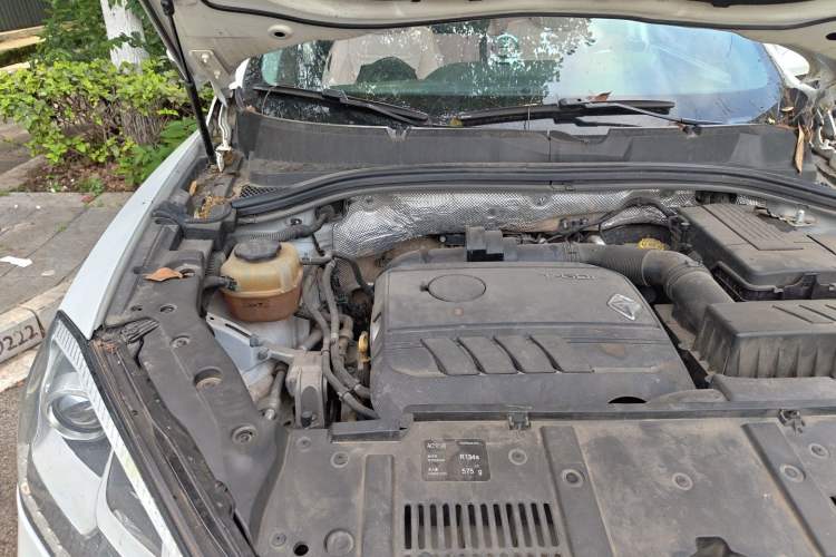 Used BORGWARD BX7 2018 28T 2WD Premium 5-seater National V Engine Bay Right