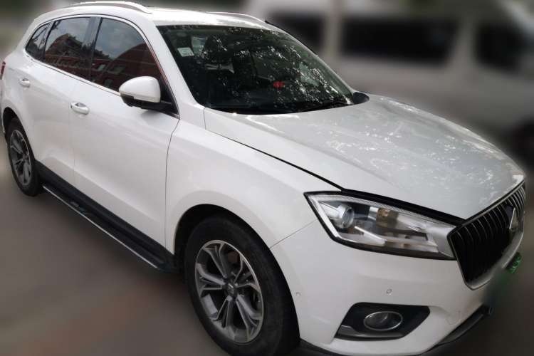 Used BORGWARD BX7 2018 28T Front-Wheel Drive Quality Enjoyment Version 5 Seats China VI Emission Standard Front Right 45 Deg