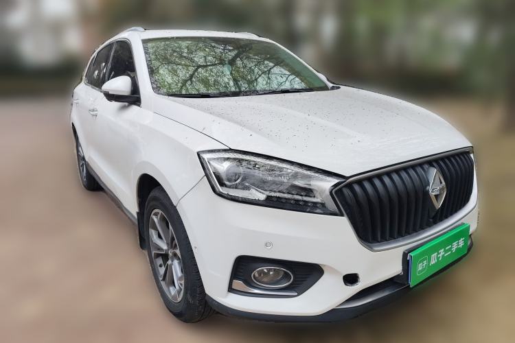 Used BORGWARD BX7 2018 28T Two-Wheel Drive Luxury Version 5 Seats China V Emission Standard Front Right 45 Deg