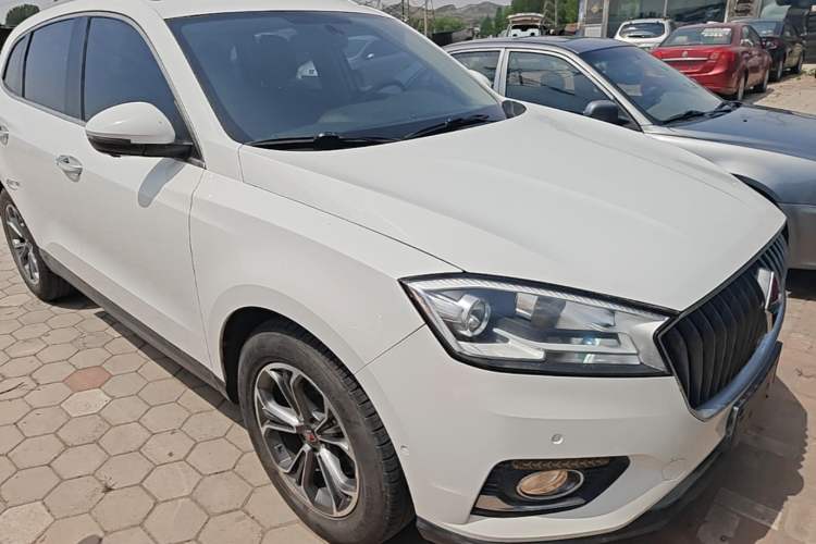 Used BORGWARD BX7 2018 28T 2WD Premium 5-seater National V Front Right 45 Deg