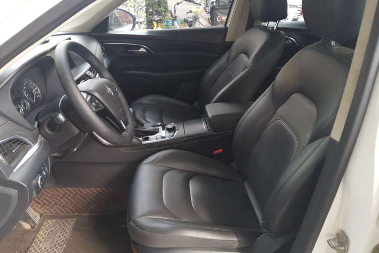 Used BORGWARD BX7 2018 28T Front-Wheel Drive Quality Enjoyment Version 5 Seats China VI Emission Standard Left Front Seat