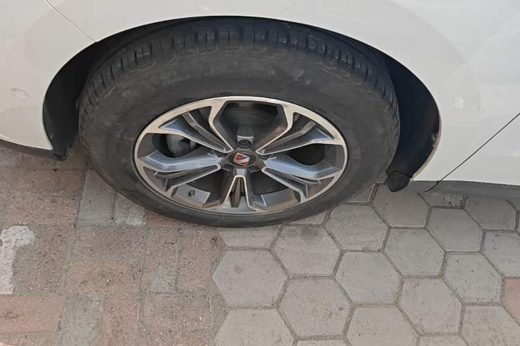 Used BORGWARD BX7 2018 28T 2WD Premium 5-seater National V Left Front Wheel Hub