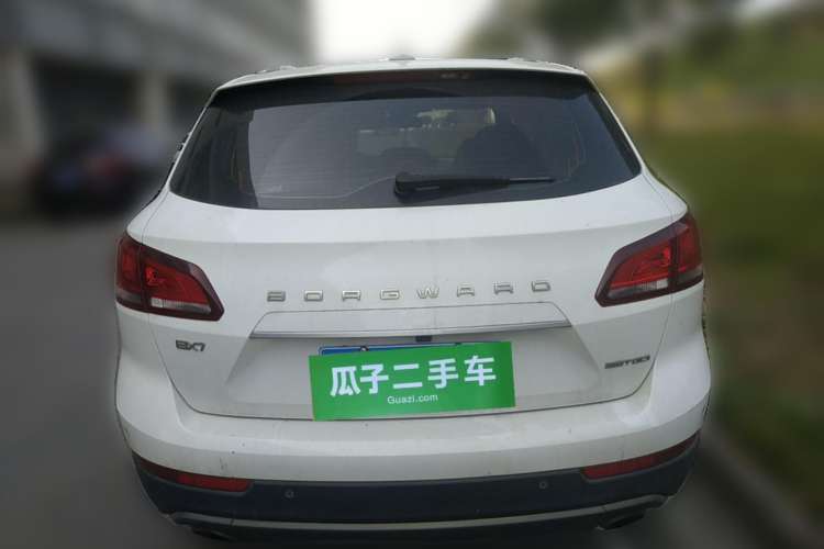 Used BORGWARD BX7 2018 28T Two-Wheel Drive Luxury Version 5 Seats China V Emission Standard Rear