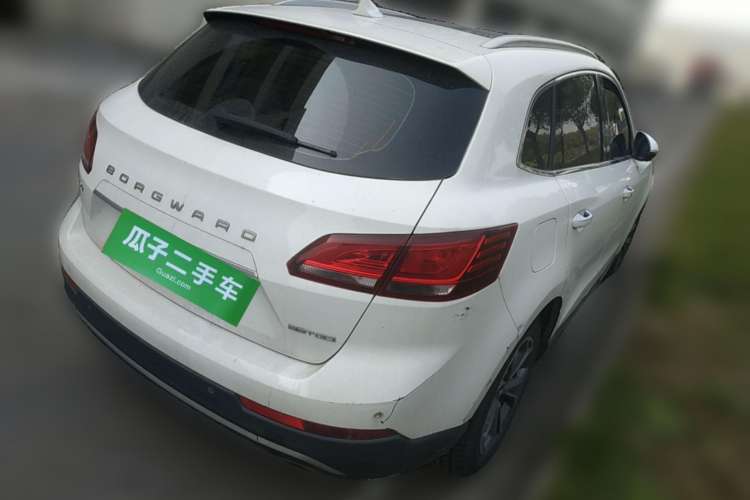 Used BORGWARD BX7 2018 28T Two-Wheel Drive Luxury Version 5 Seats China V Emission Standard Rear Right 45 Deg