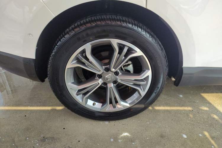 Used BORGWARD BX7 2018 28T Four-Wheel Drive Flagship Version 5 Seats China VI Emission Standard Right Rear Wheel Hub