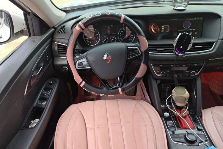 Used BORGWARD BX7 2018 28T 2WD Premium 5-seater National V Steering Wheel