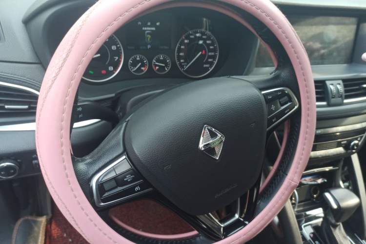 Used BORGWARD BX7 2018 28T Front-Wheel Drive Quality Enjoyment Version 5 Seats China VI Emission Standard Steering Wheel