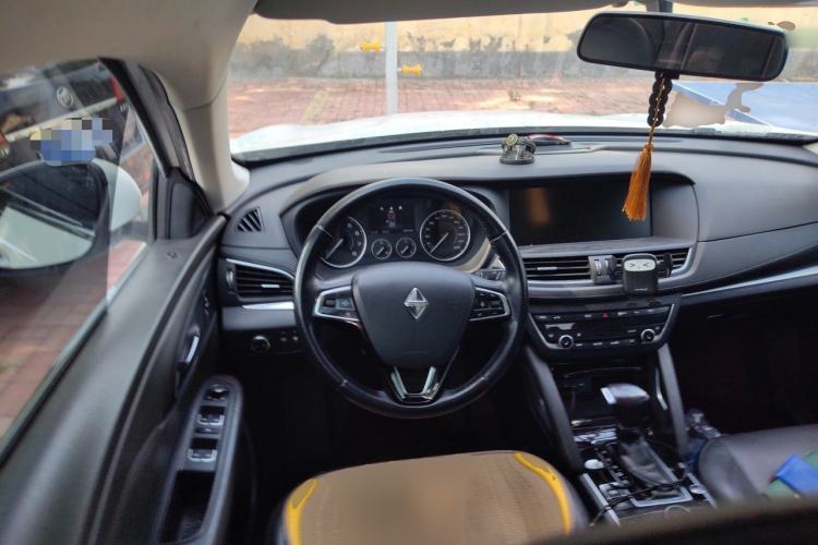 Used BORGWARD BX7 2018 28T 2WD Quality Enjoyment Version 7 Seats China V Emission Standard Steering Wheel