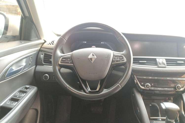 Used BORGWARD BX7 2018 28T Four-Wheel Drive Flagship Version 5 Seats China VI Emission Standard Steering Wheel