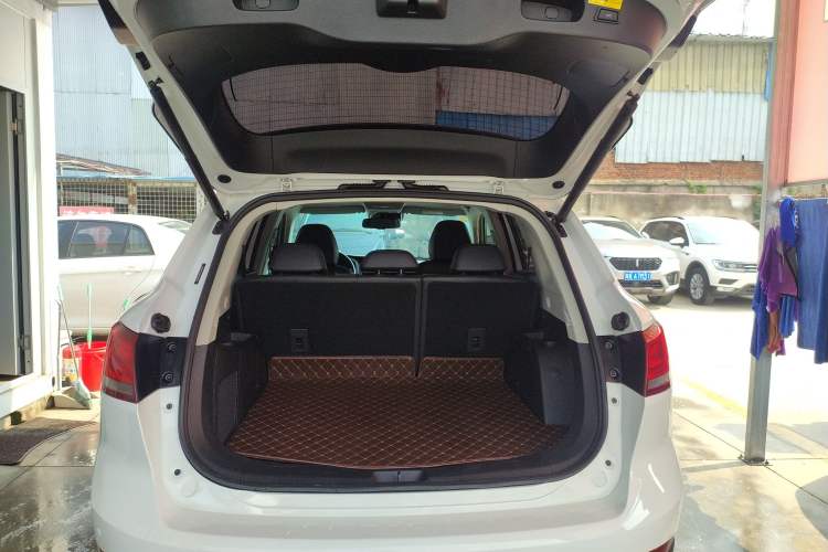 Used BORGWARD BX7 2018 28T Four-Wheel Drive Flagship Version 5 Seats China VI Emission Standard Trunk