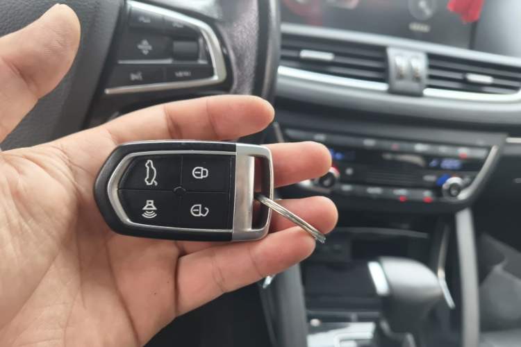 Used BORGWARD BX7 2018 28T 2WD Premium 5-seater National V Vehicle Key