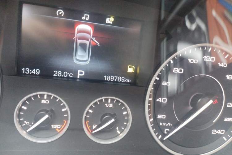 Used BORGWARD BX7 2018 28T 2WD Premium 5-seater National V Odometer Close Up